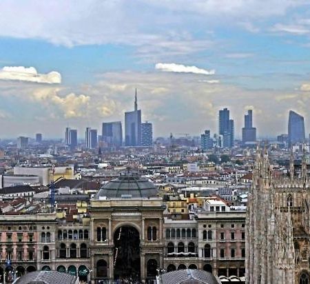 Cozy Apartment Near Central Station Milan Bagian luar foto