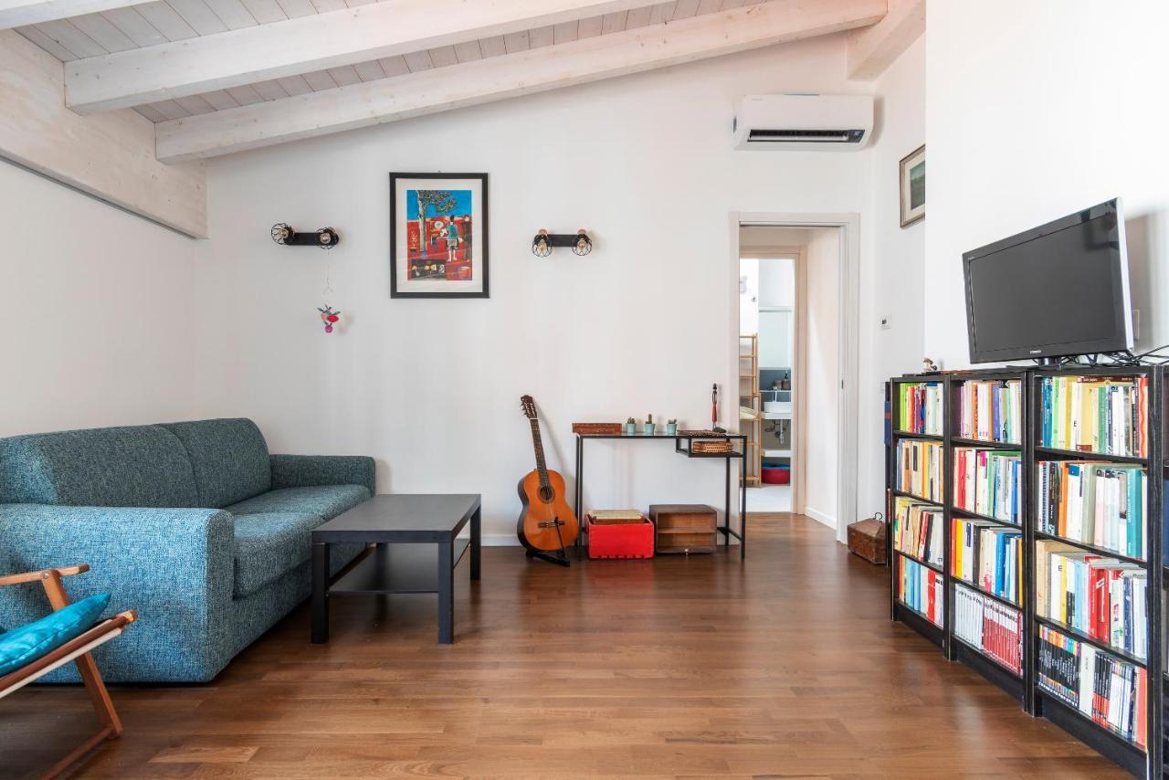 Cozy Apartment Near Central Station Milan Bagian luar foto