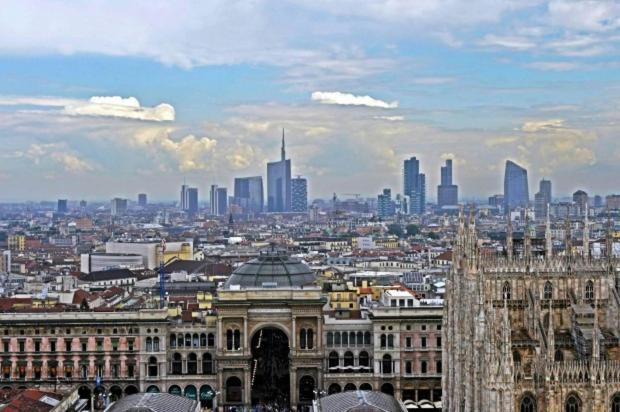 Cozy Apartment Near Central Station Milan Bagian luar foto